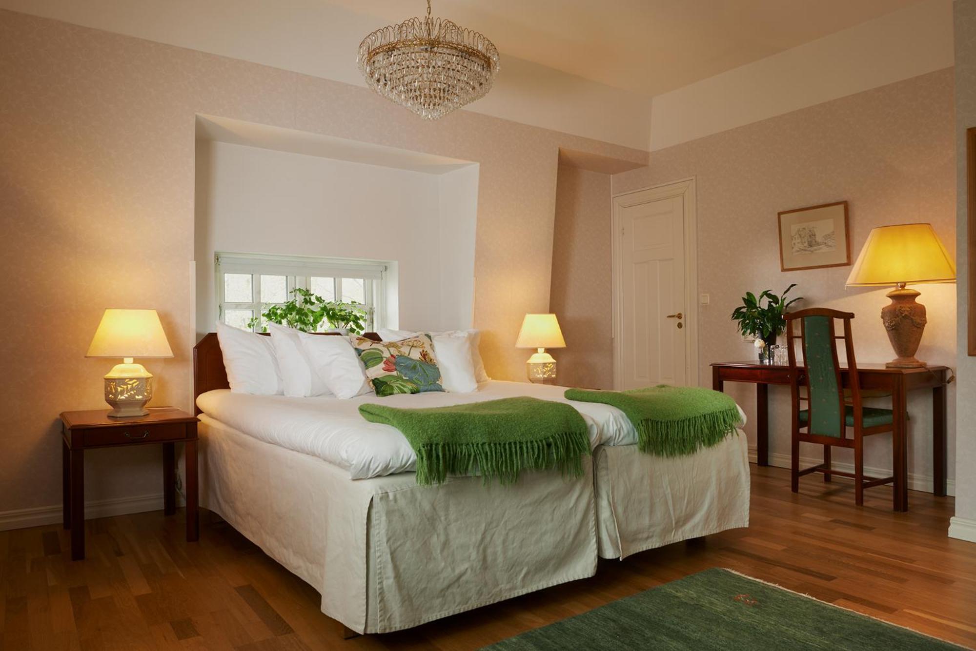 Kiviks Hotel 3*